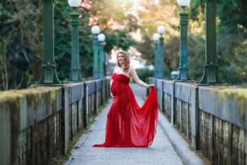 WA Arboretum Bridge Red Maternity Dress Eden Bao