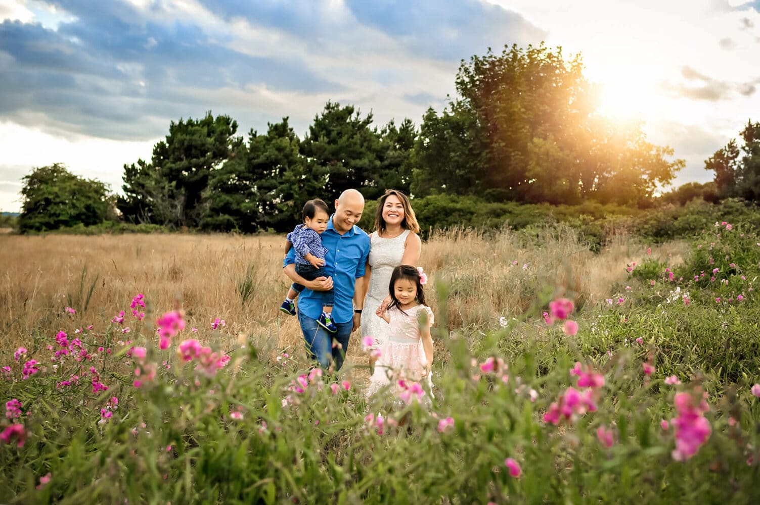 Discovery Park Bluff Sweat Peas Seattle Family Photographer